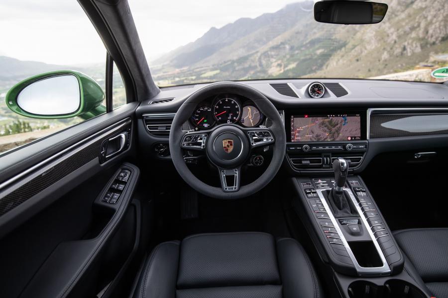 Торпедо Porsche Macan Turbo (95B) 2019 года  (WW) (фото 13 из 45)